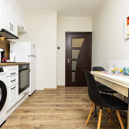 Apartment 1bd Flat In - 25 Min Walk From The Centre By Flat Mаnаger *